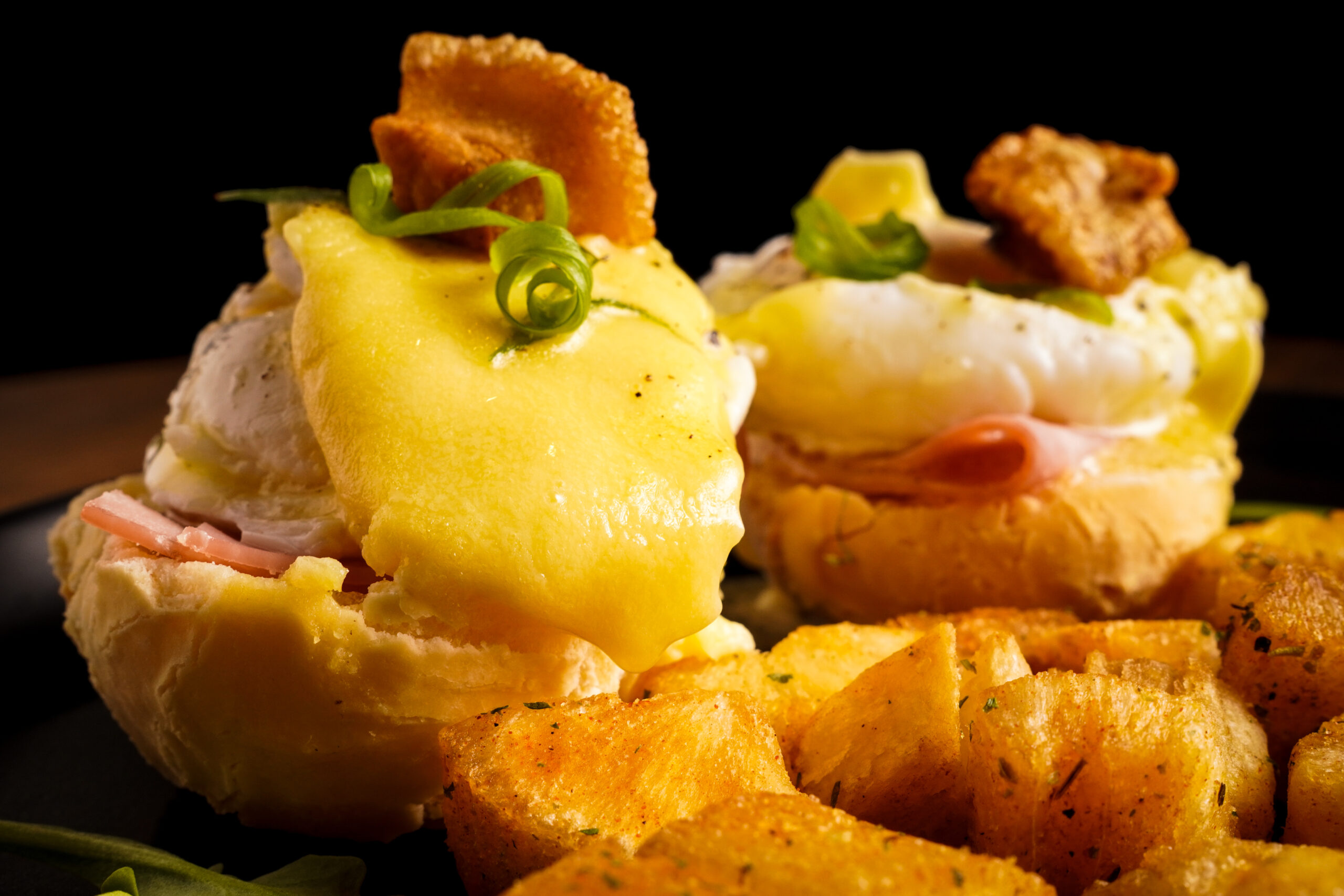 Pao de Queijo Benedict